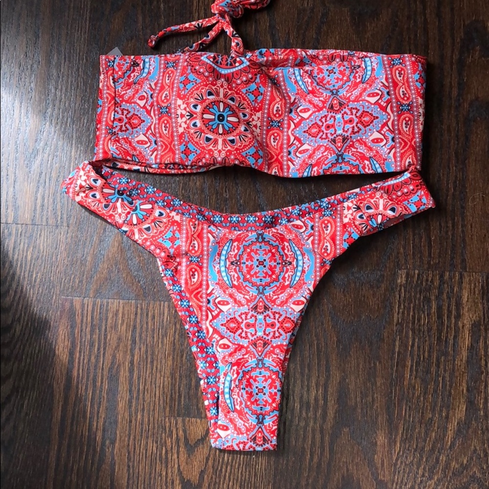strapless bikini